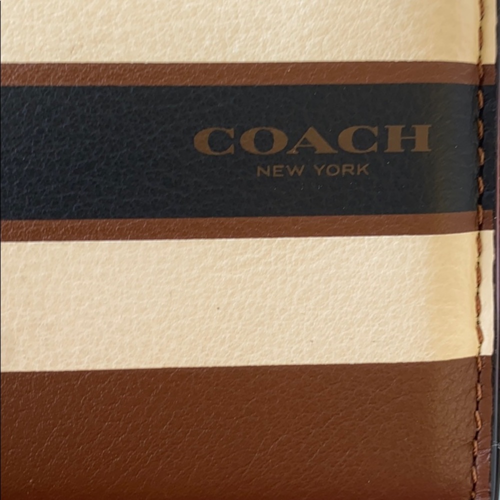 Authentic Coach Wallet - Picture 7 of 13